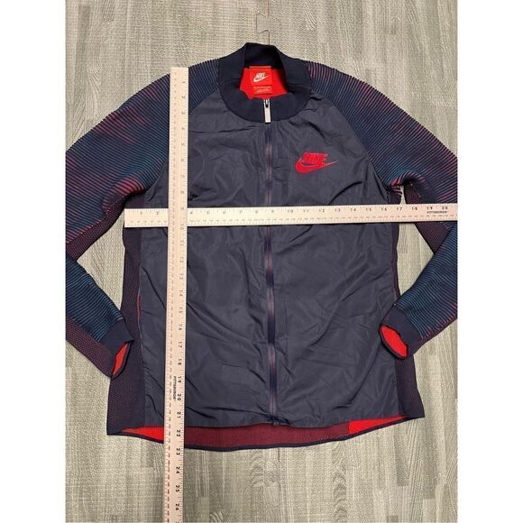 Nike Jacket Women Size S -Blue / Red - Full Zip Long Sleeve - Picture 2 of 7